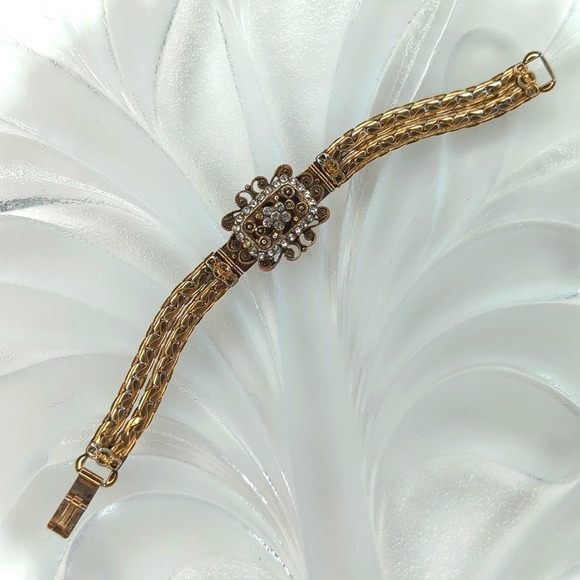 Sarah Coventry Queen Victoria Necklace and Bracelet Set - Picture 2 of 13